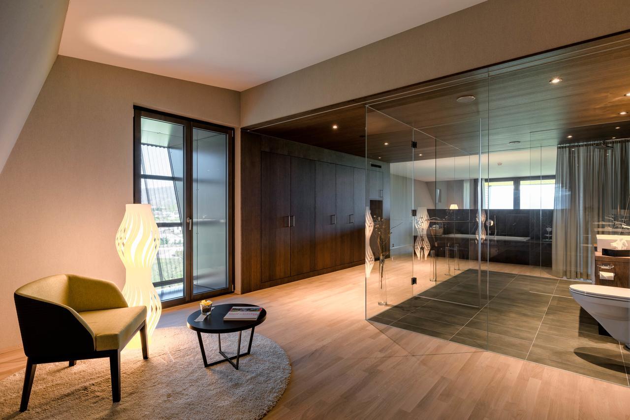 กาสท์เฮาส์ บัดโฮฟ - กอล์ฟโฮเต็ล Hotel Meggen ภายนอก รูปภาพ