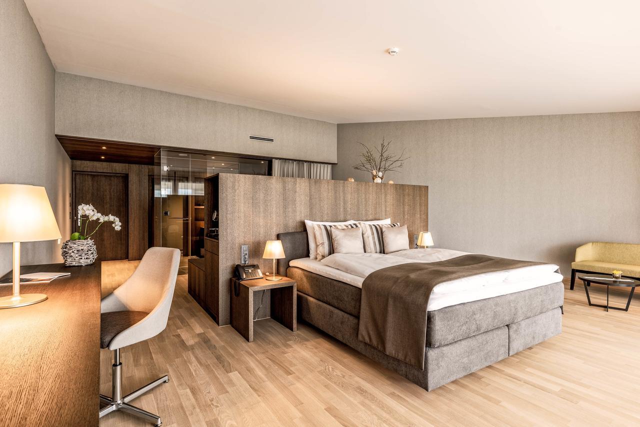 กาสท์เฮาส์ บัดโฮฟ - กอล์ฟโฮเต็ล Hotel Meggen ภายนอก รูปภาพ