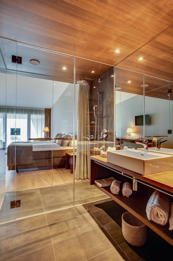 กาสท์เฮาส์ บัดโฮฟ - กอล์ฟโฮเต็ล Hotel Meggen ภายนอก รูปภาพ